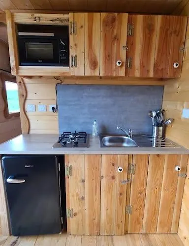 Chalet Tiny House Petite Balnéo Cheminée Exterieure Lisle-sur-Tarn