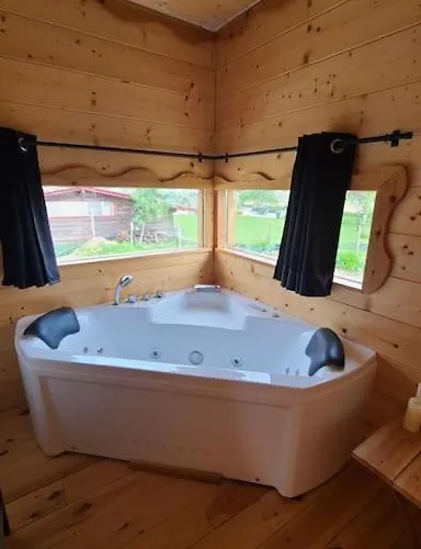 Tiny House Petite Balnéo Cheminée Exterieure Chalet *